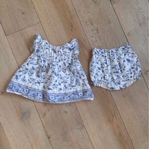cupcakes & cashmere Blue and White Floral Kids Set